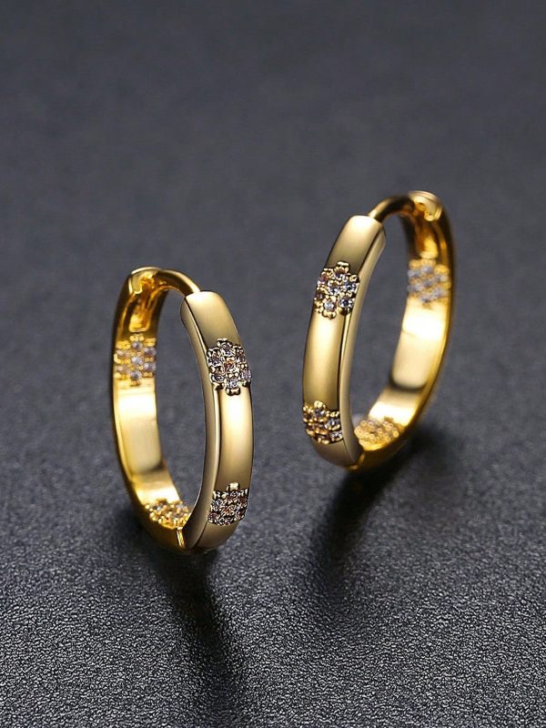 Women's Versatile Inlaid Diamond Elegant Patterned Earrings