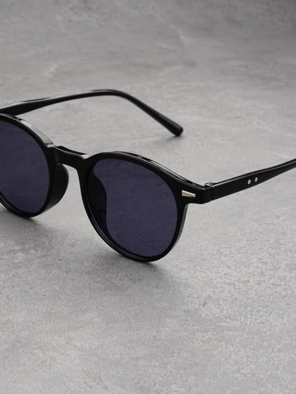 نظارات شمسية نسائية أنيقة بإطار دائري واقٍ من الأشعة فوق البنفسجية