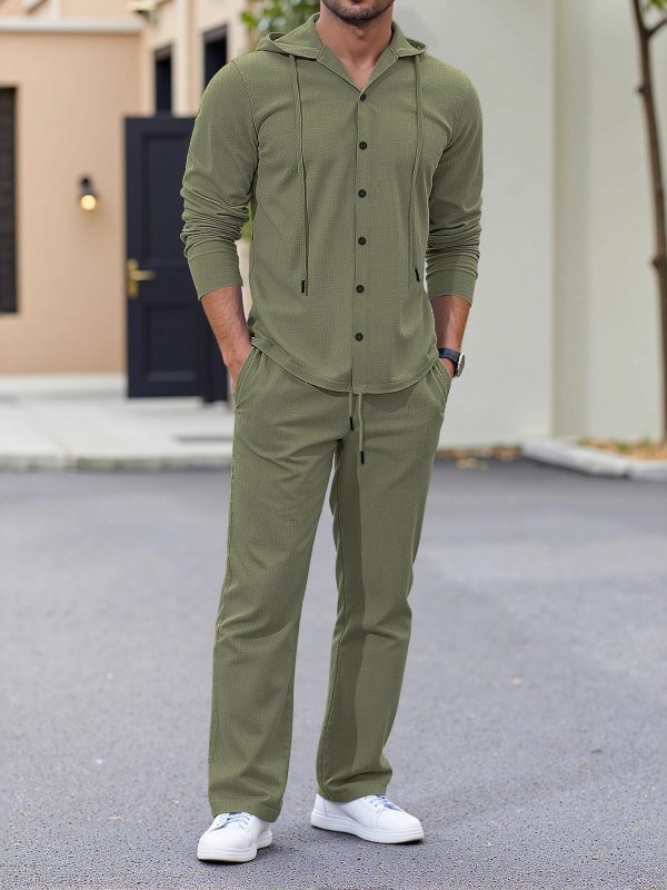 Mens Relaxed Fit Long Sleeve Suit With A Minimalist Design