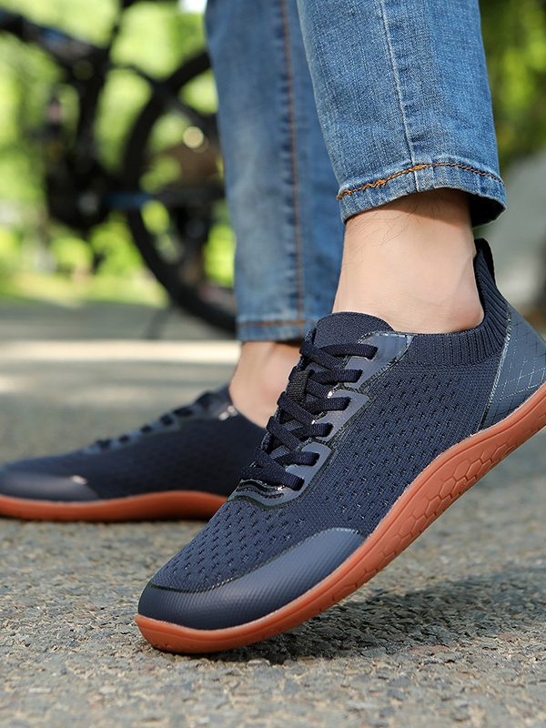 Men's Outdoor Flat Casual Wide-toe Sneakers