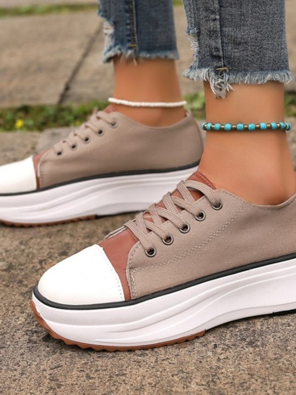 أحذية نسائية منخفضة الرقبة من القماش السميك