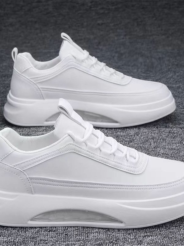 Versatile Chunky Soled Athletic Sneakers