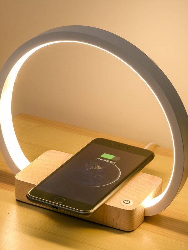 Multifunctional table lamp