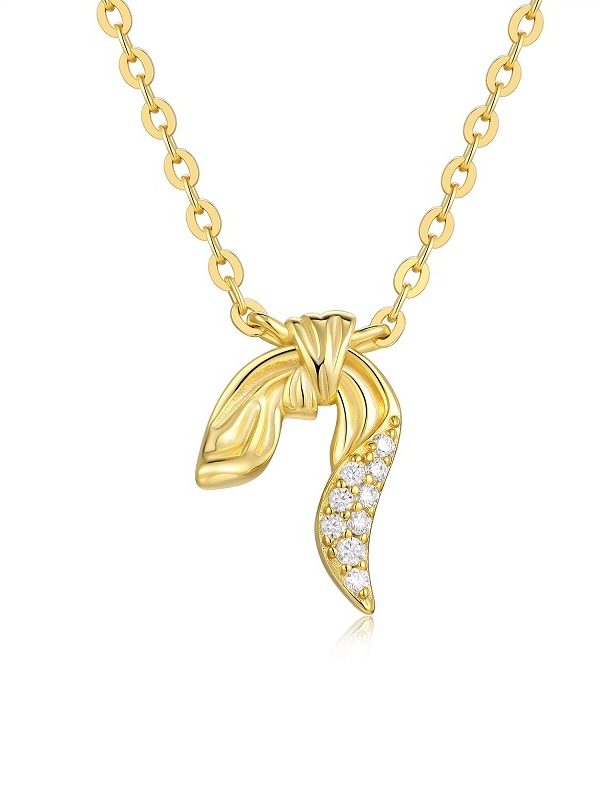 Set With Top-quality Moissanite, This Luxurious And Fashionable Light Luxury Trend Jewelry And Silver Pendant Is S925 Silver-plated With Gold