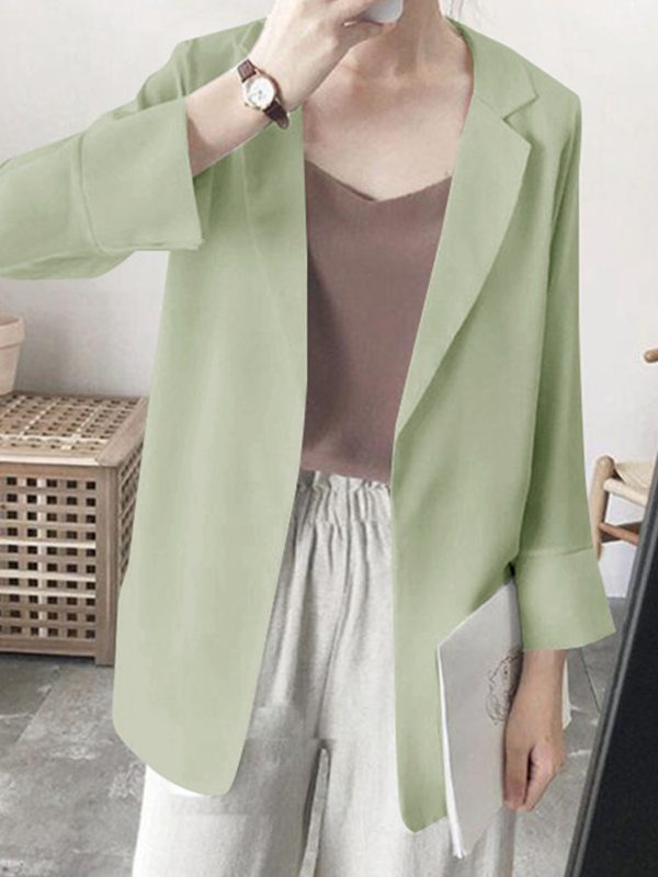 New Niche Design A Cropped Coat Perfect For Petite Frames