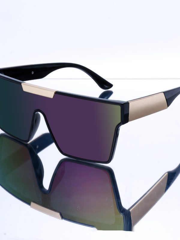 Sleek Stylish Design For Outdoor Sports Sunglasses