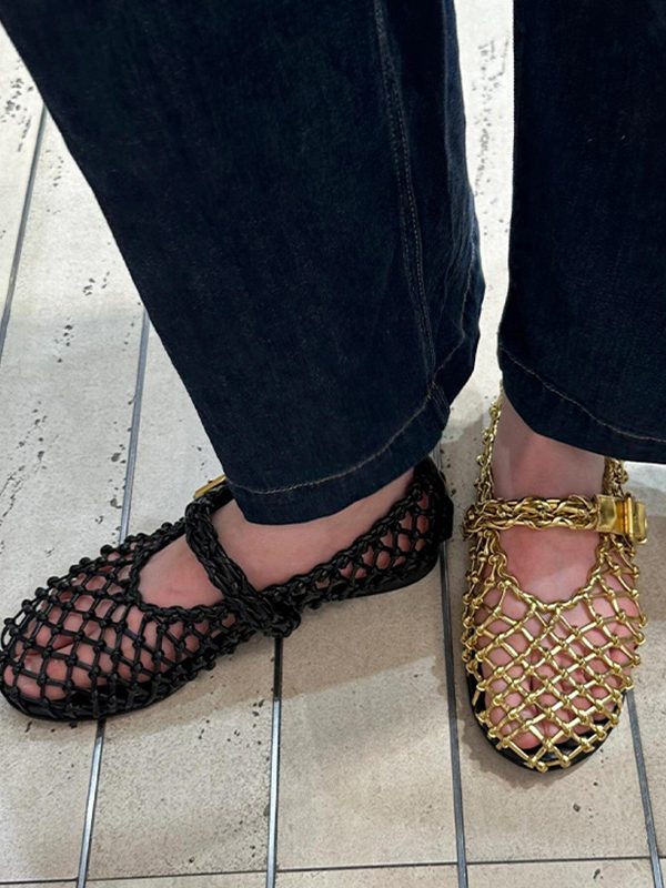 نسج مجوف كلمة واحدة مع أحذية ماري جين