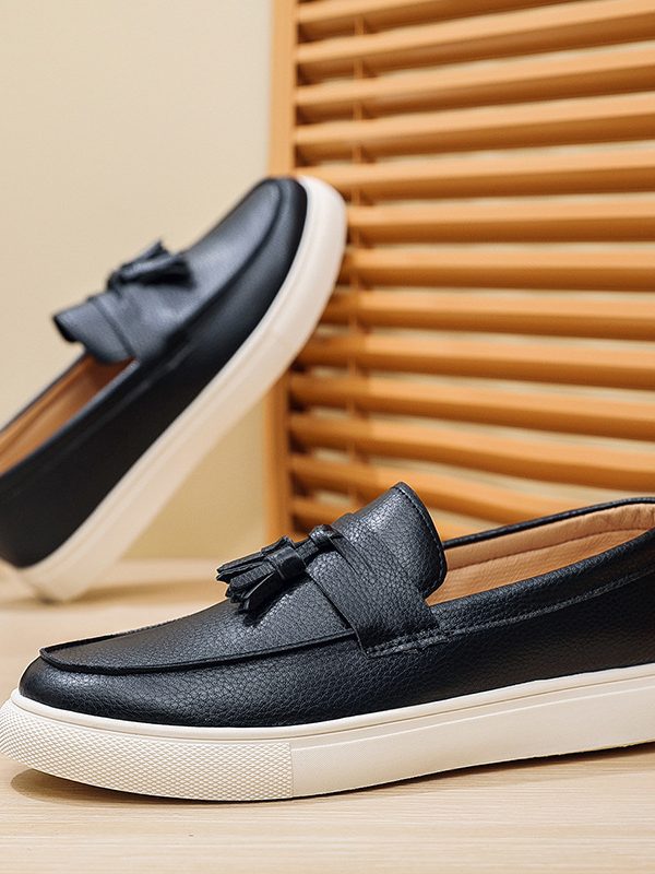 أحذية رياضية رجالية كاجوال أنيقة ومتعددة الاستخدامات