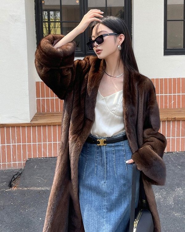 Vintage Mink Coat  Caramel Color V-neck Elongated Style Women's